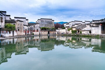 希望疫情早日结束的说说(希望疫情早日结束的文案)