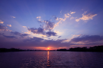 黑暗之女技能改动(黑暗之女带什么召唤师技能)