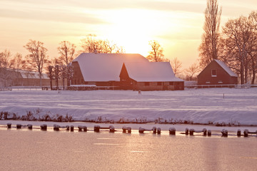 希望疫情早日结束的说说(希望疫情早日结束的文案)